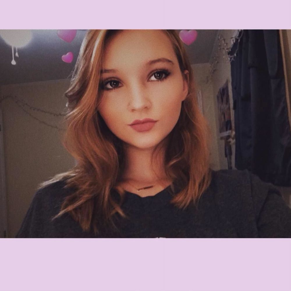 Meet your Posher, Alissa